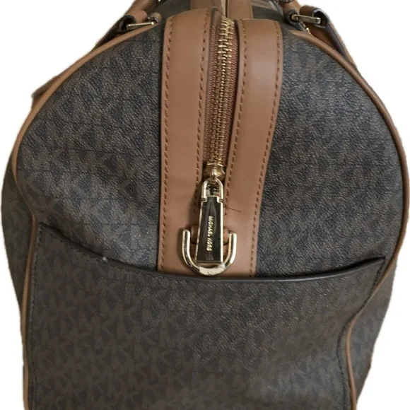 MICHAEL Kors Bedford Extra Large Travel Weekender. NWOT - Picture 12 of 17